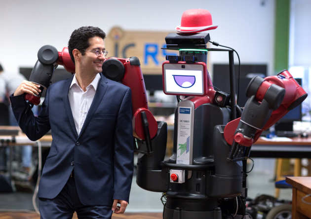 Petar with Robot DE NIRO
