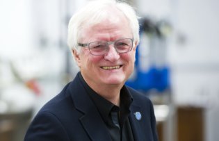 Portrait of alumnus Robert Collinge