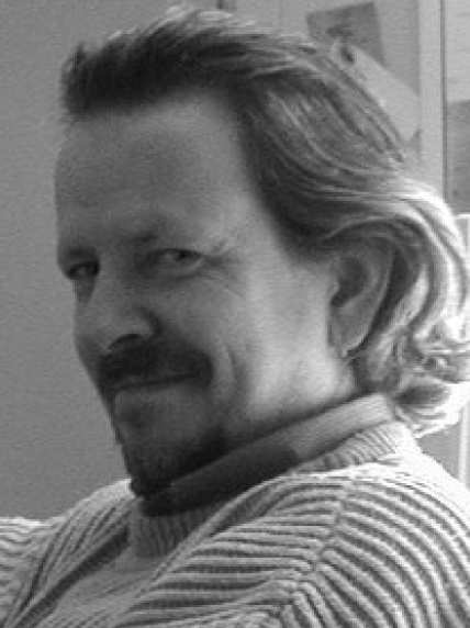 Dr Steffen van Bakel