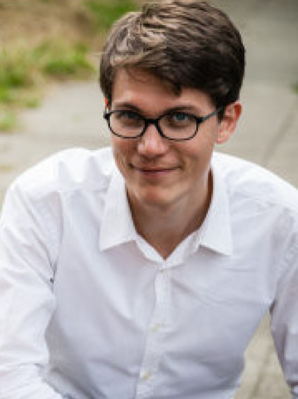 Dr Johannes Knolle
