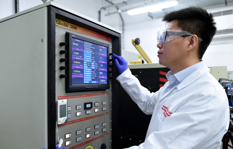 Zhutao at his Multi-x machine