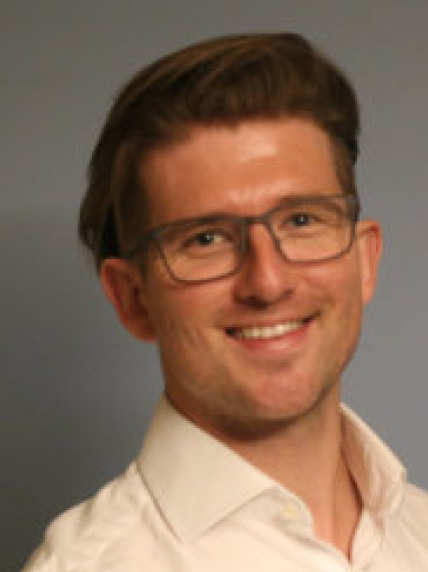 Dr Ceri Hammond